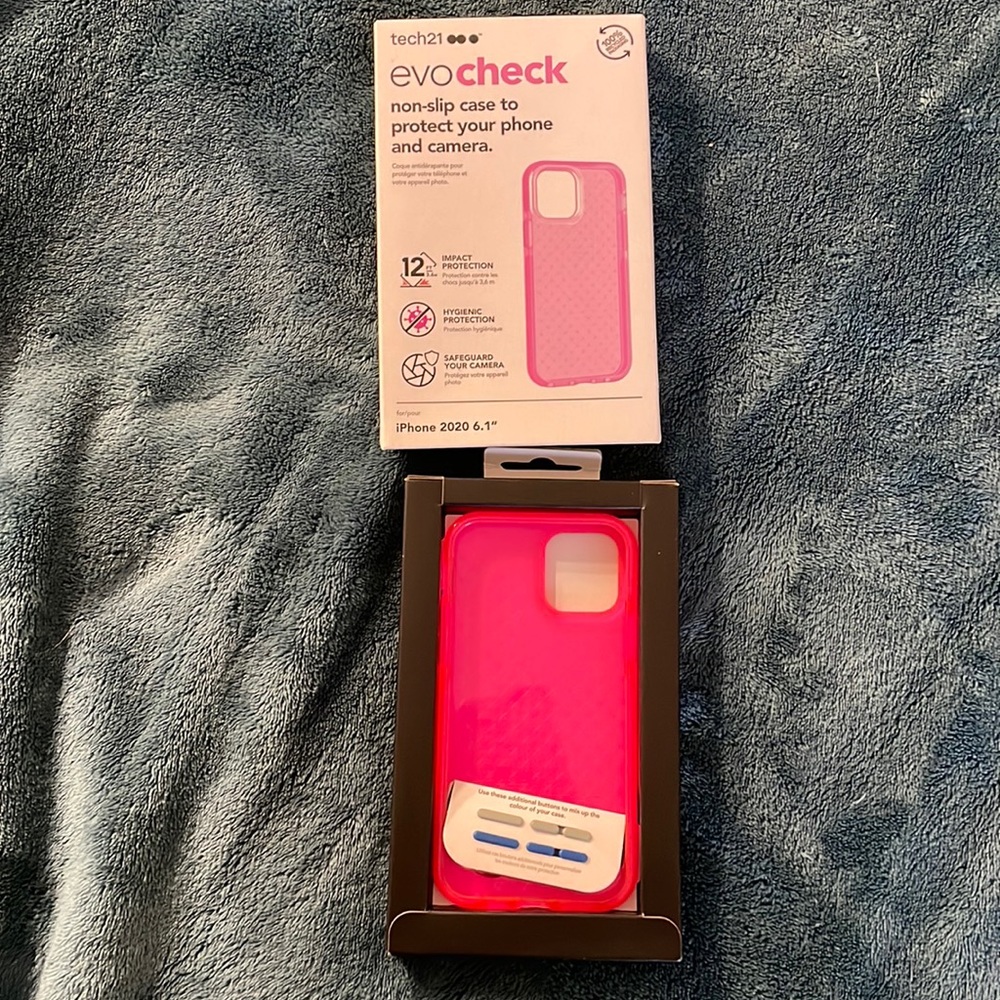 Tech21 IPhone 12 Pro Phone case - NWT - Luminous Pink